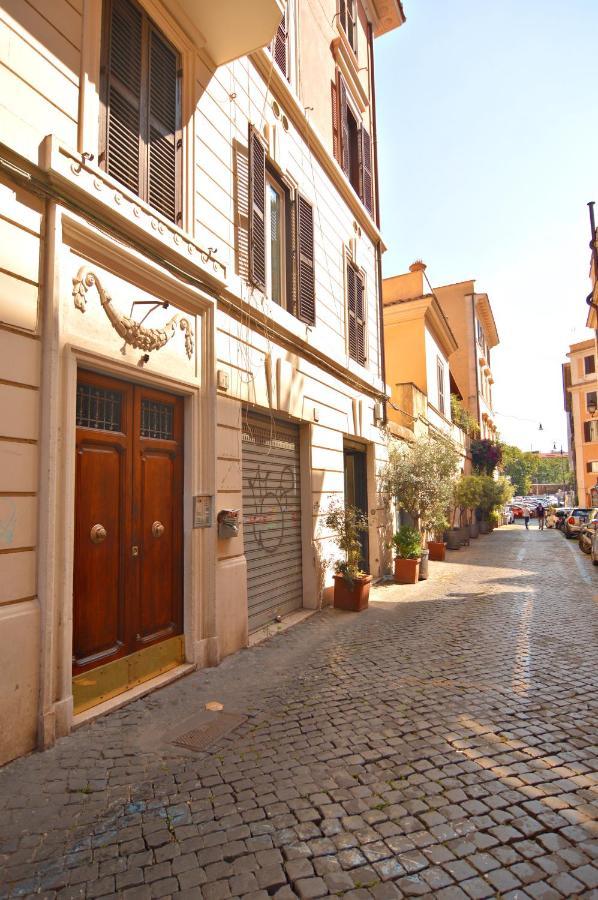 Guest house Flatinrome Trastevere Rome