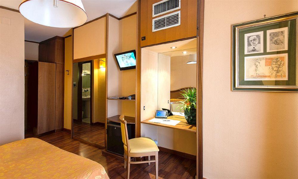 Park Blanc Et Noir Hotel Roma