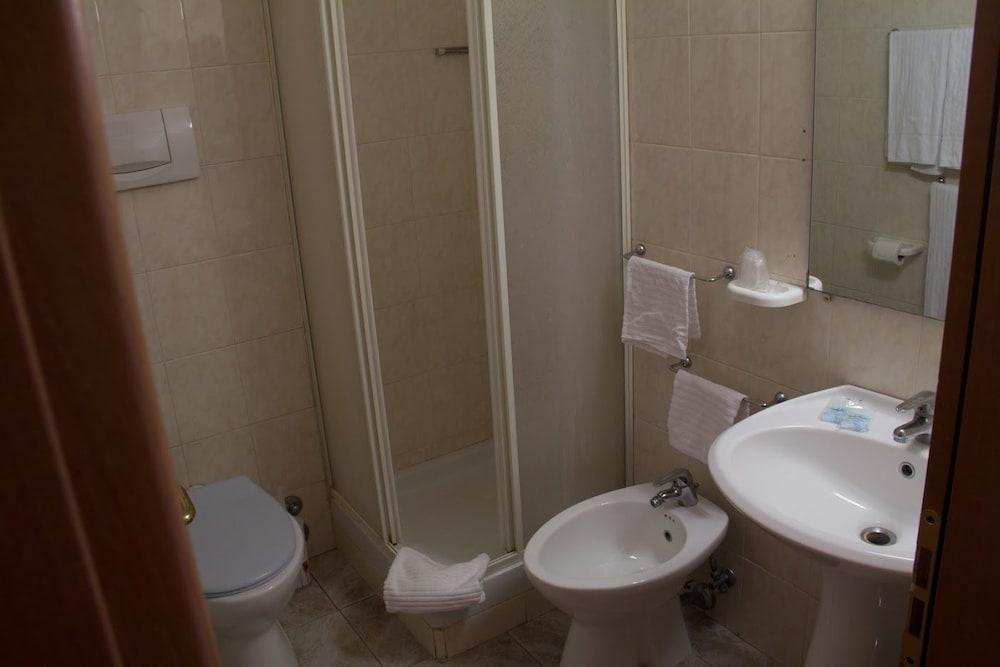 Hotel Industrial Rome