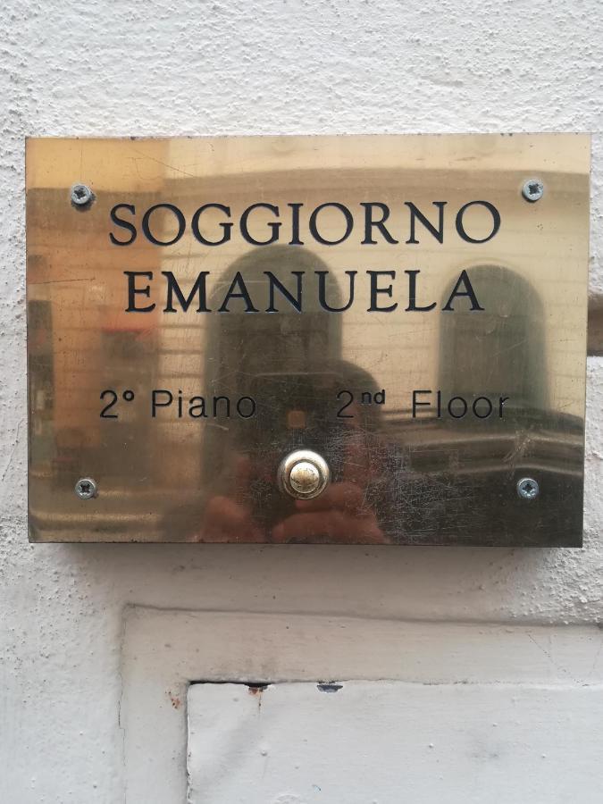 Emanuela * Rome