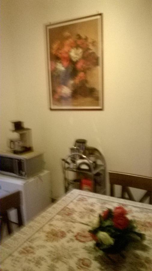 Cosmopolitan Couette-café