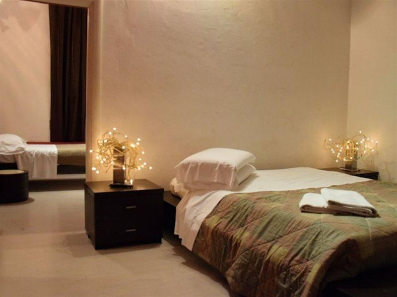 Hotel Happy 2*