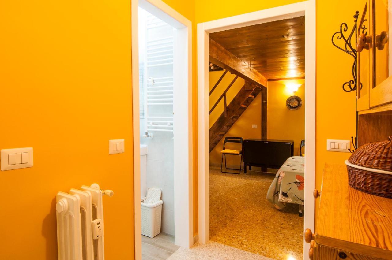 Apartment Wood Easy Flat Rome