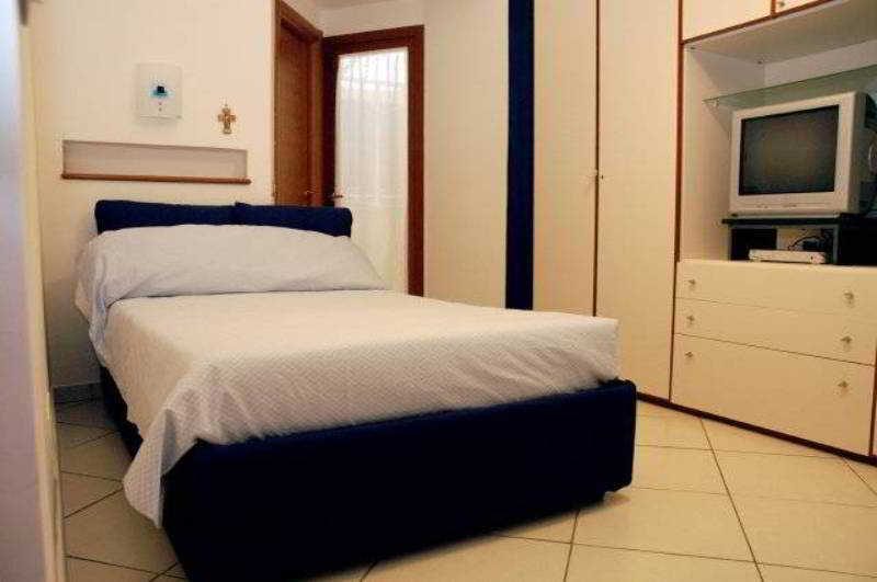 Ottaviano Augusto 2* Rome