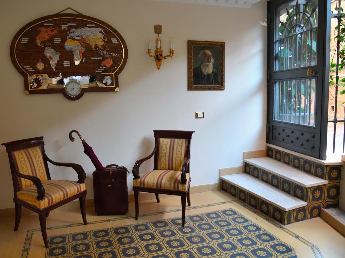 Guest house Regal House Capucci 6