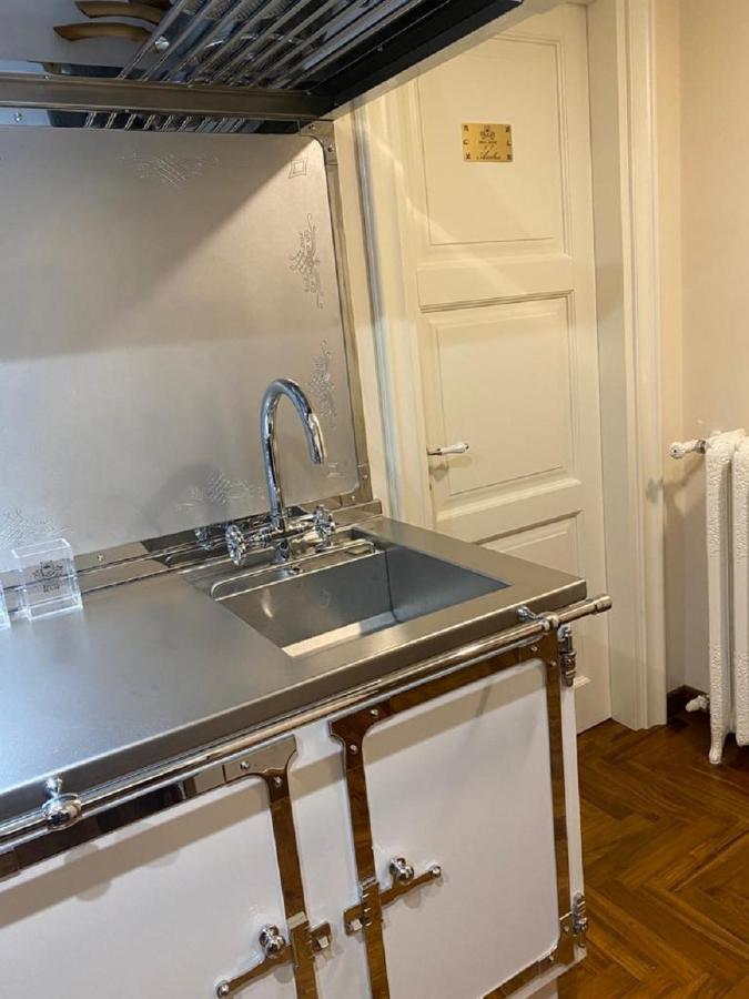 Regal House Capucci 6 Guest house