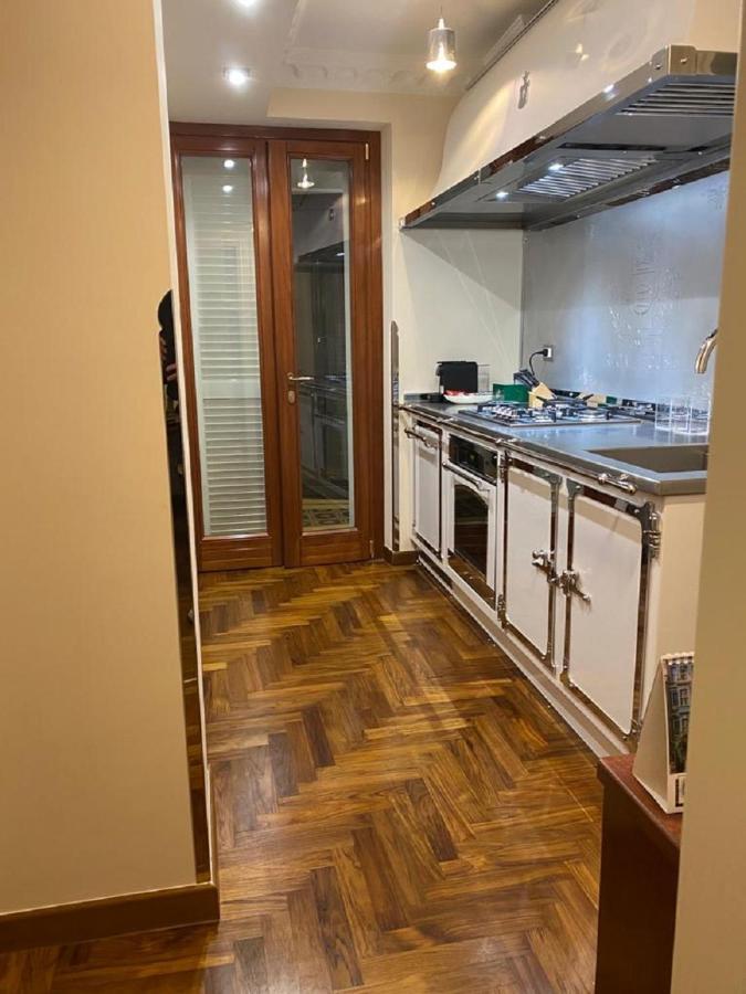 Guest house Regal House Capucci 6 Rome