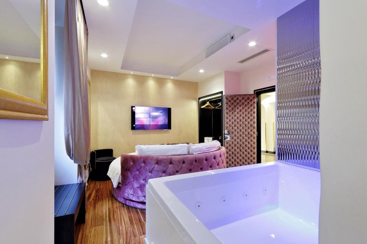 Guest house Trevi Diamond Luxury Suites & Jacuzzi