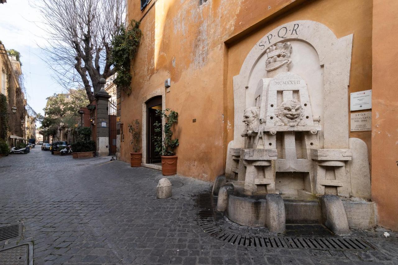 Luxury Piazza Di Spagna Escape With Private