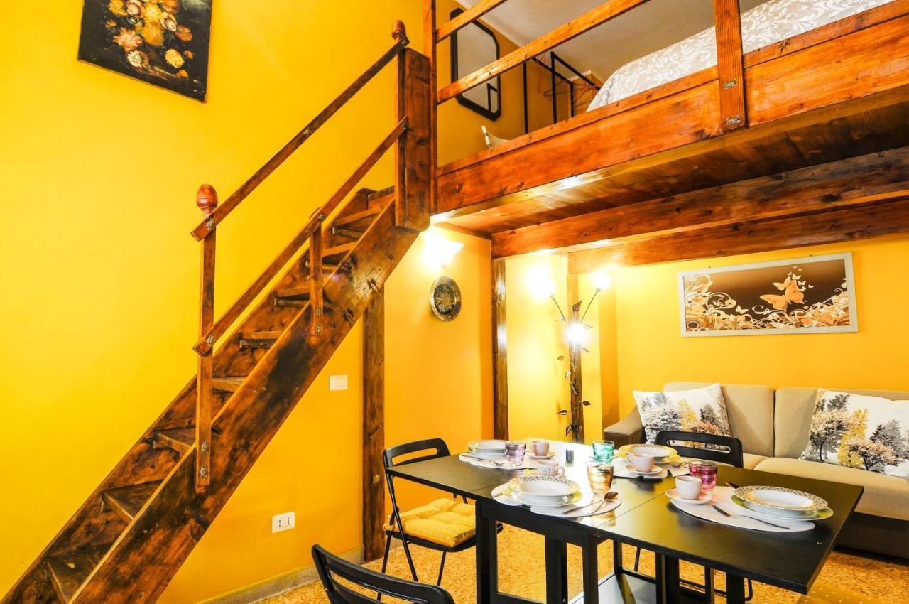 Wood Easy Flat Apartment