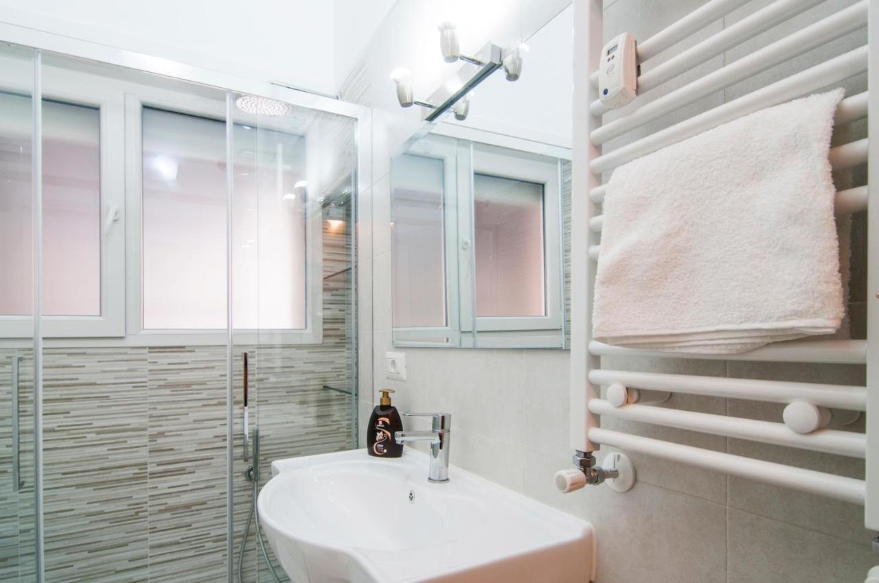 Wood Easy Flat Apartment Rome