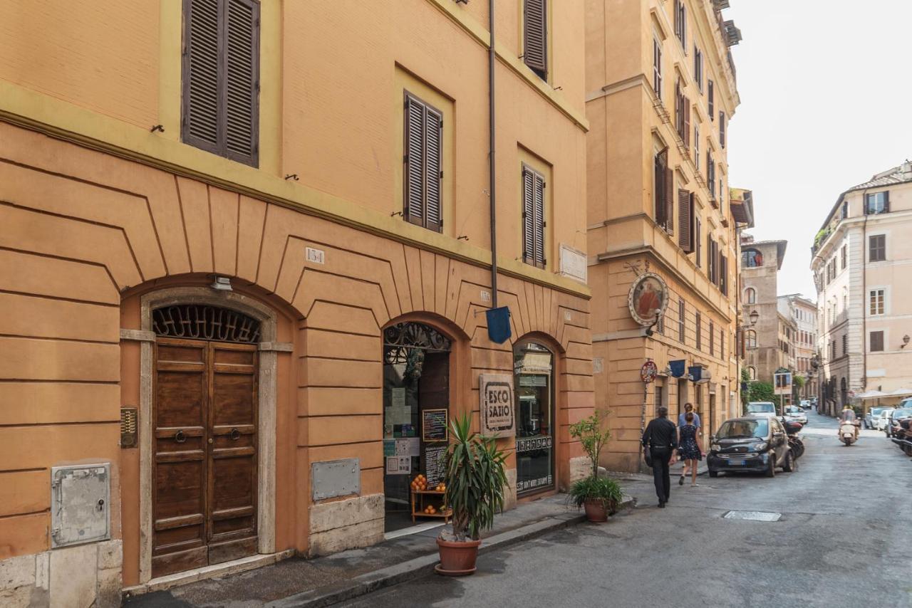Piazza Navona Elegant Apartment