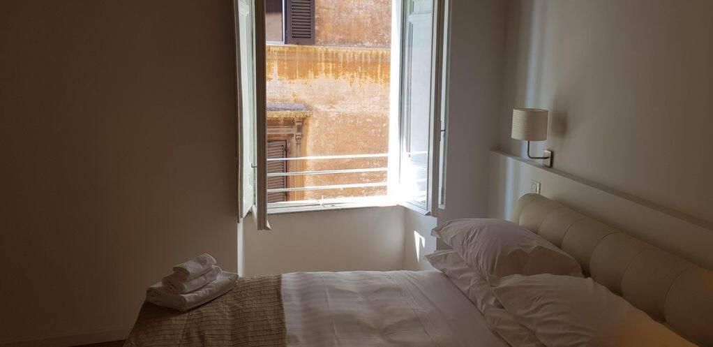 Restored - Stunning Pantheon View Appartement Rome