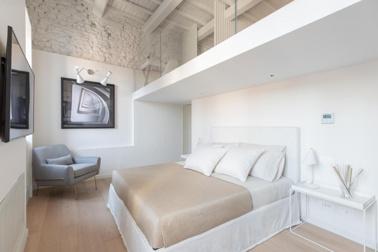 Iflat Hit In Trevi Appartamento