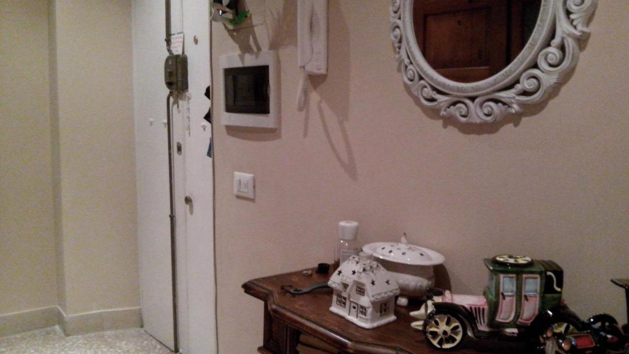 Affittacamere , Near Trastevere Station Guest house Rome