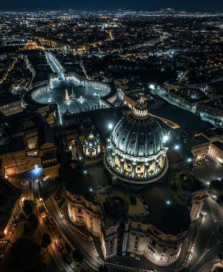 Apartamento Le Rondini Apartment, 5 Persone, 2 Balconi, Policlinico Tor Vergata E Casilino Roma