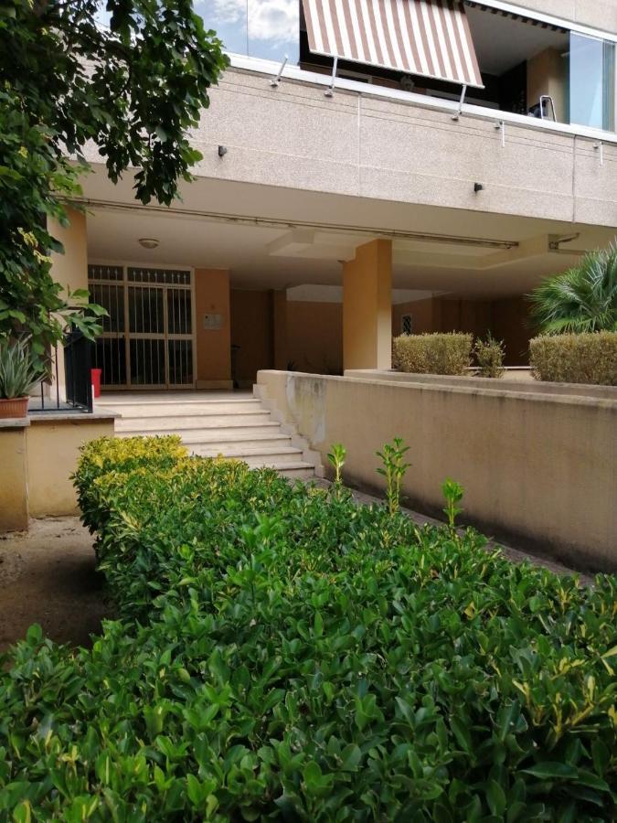 Turistico Porta Di Apartamento *