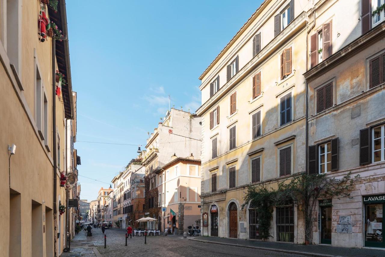 A Borgo Pio Con Ampio Terrazzo! Apartment Rome