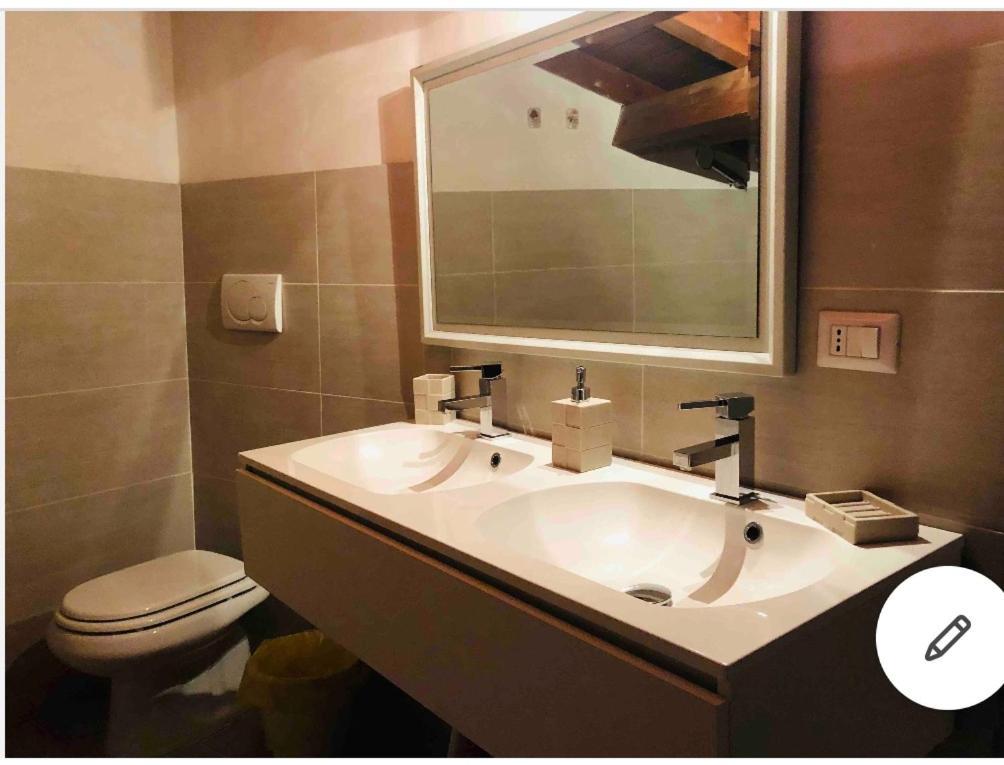 Ale E Nau Guest house Rome