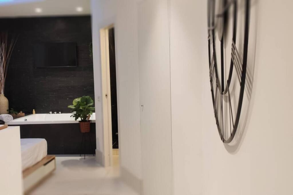 Elegante Open Space Con Vasca Idromassaggio A Trastevere Appartement Rome