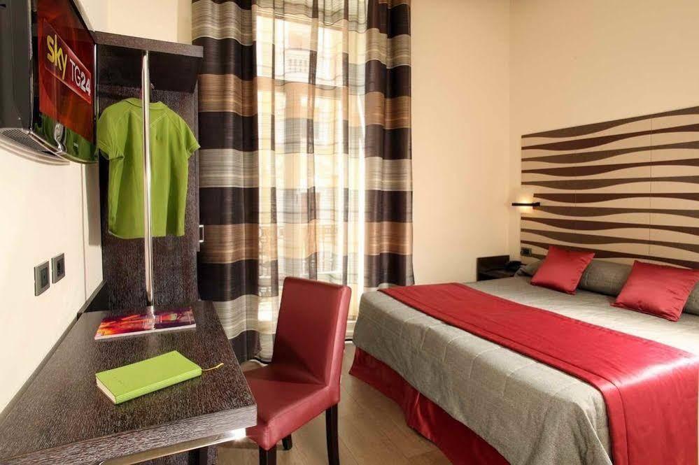 Del Corso 3* Rome
