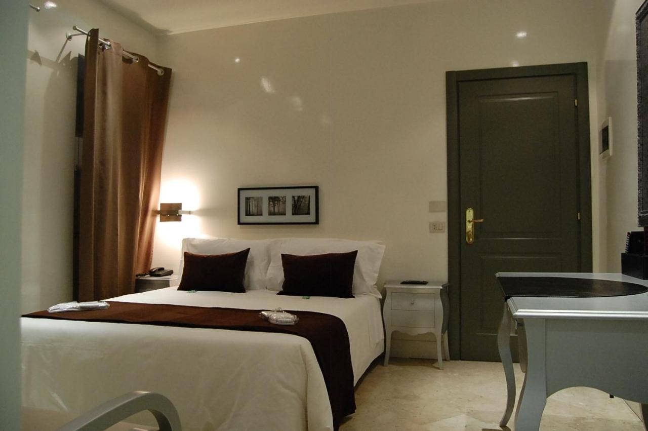 Royal Palace Luxury Hotel 4*