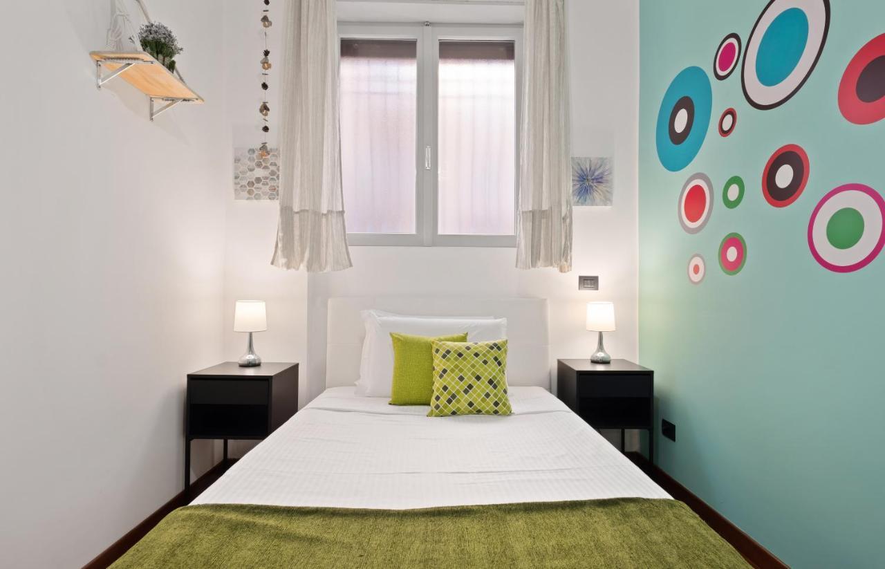 3 Bed Modern Flat - 15 Minutes Walk To Colosseum * Rome
