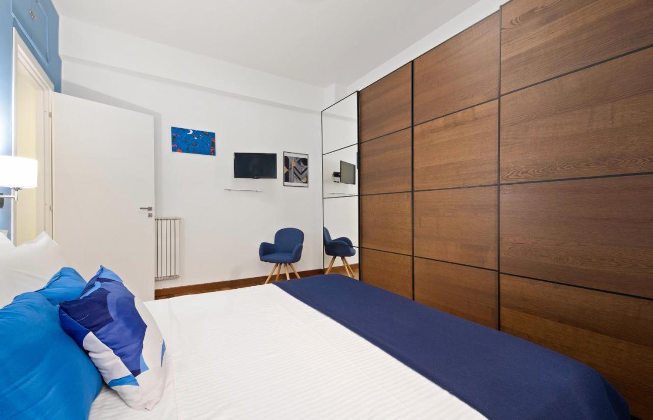 3 Bed Modern Flat - 15 Minutes Walk To Colosseum * Rome