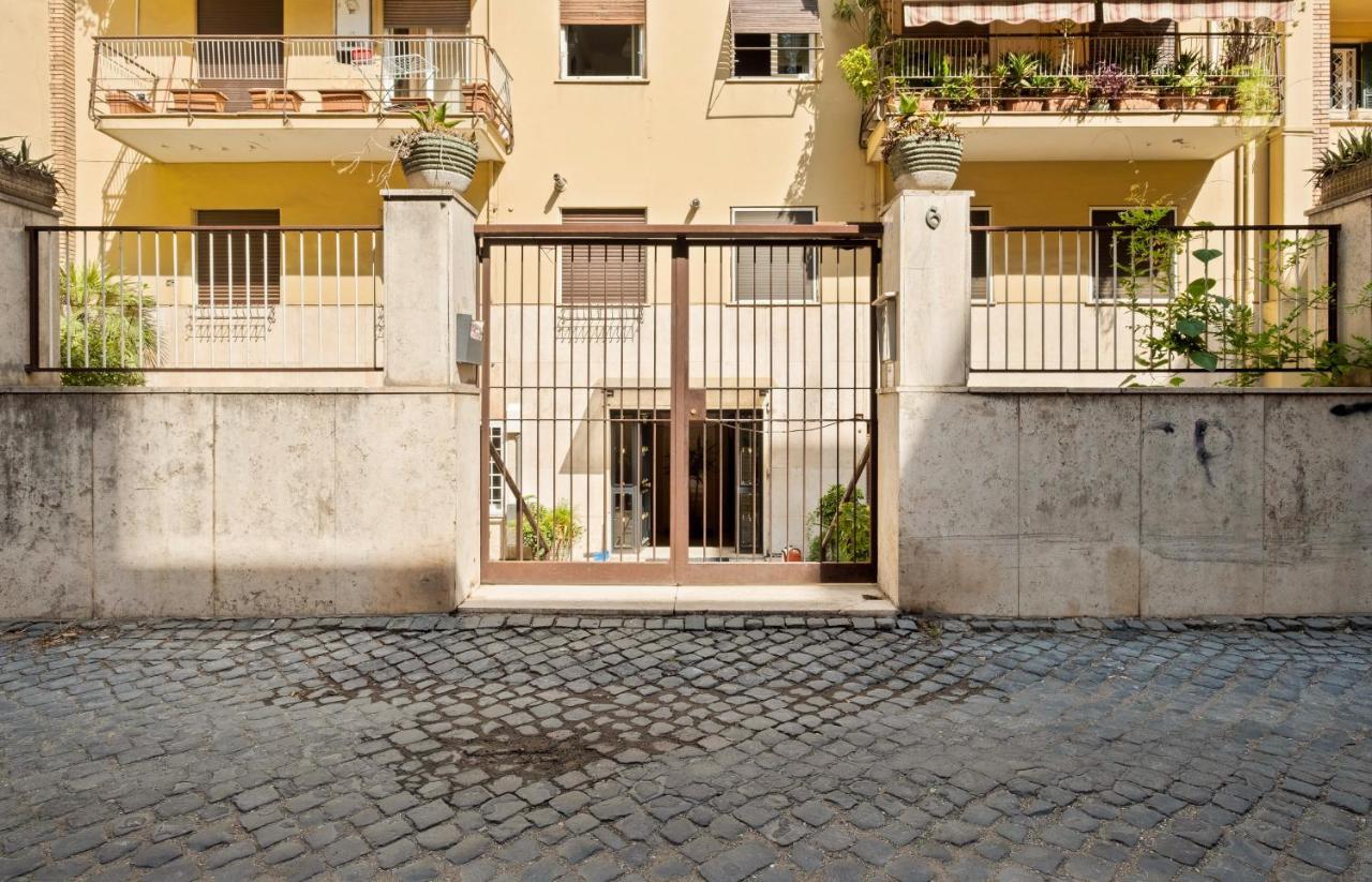 3 Bed Modern Flat - 15 Minutes Walk To Colosseum Appartement