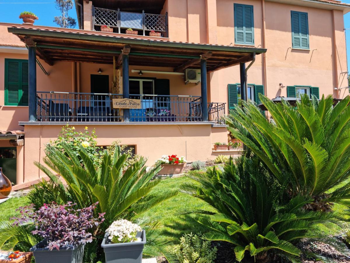 Il Casale Nel Parco Couette-café *