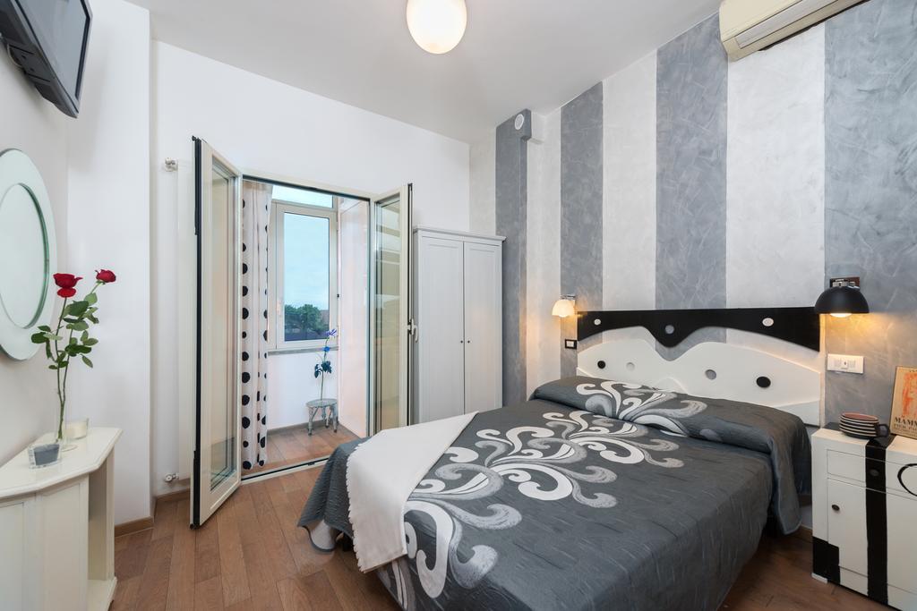 El Trotamundo Bed & Breakfast Rome