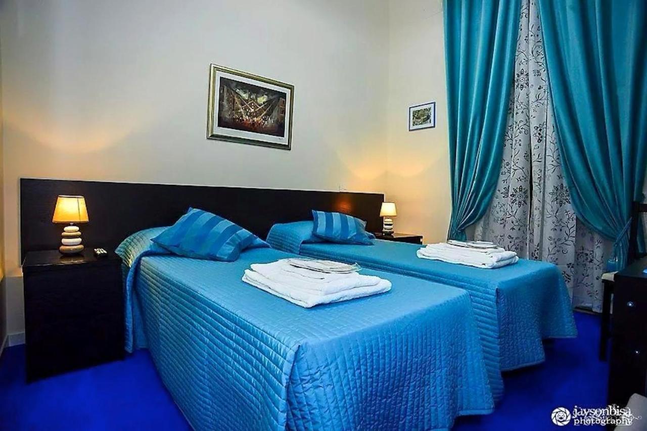 Bed & Breakfast Kambal Maison