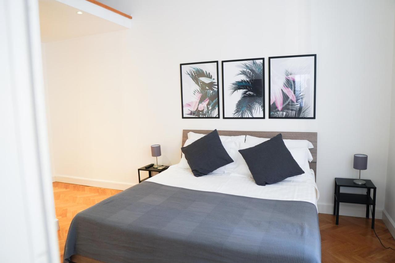 Apartment First One *