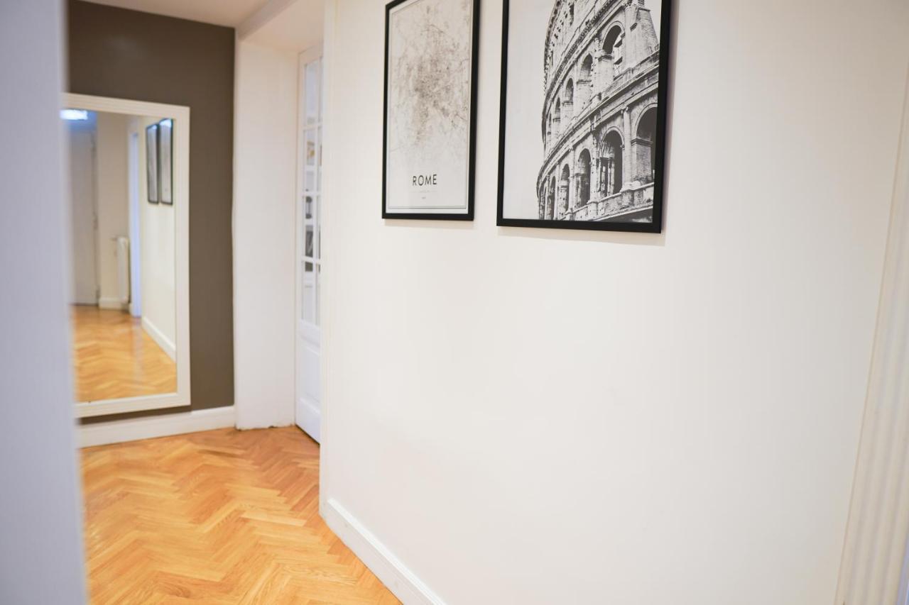 Apartment First One *