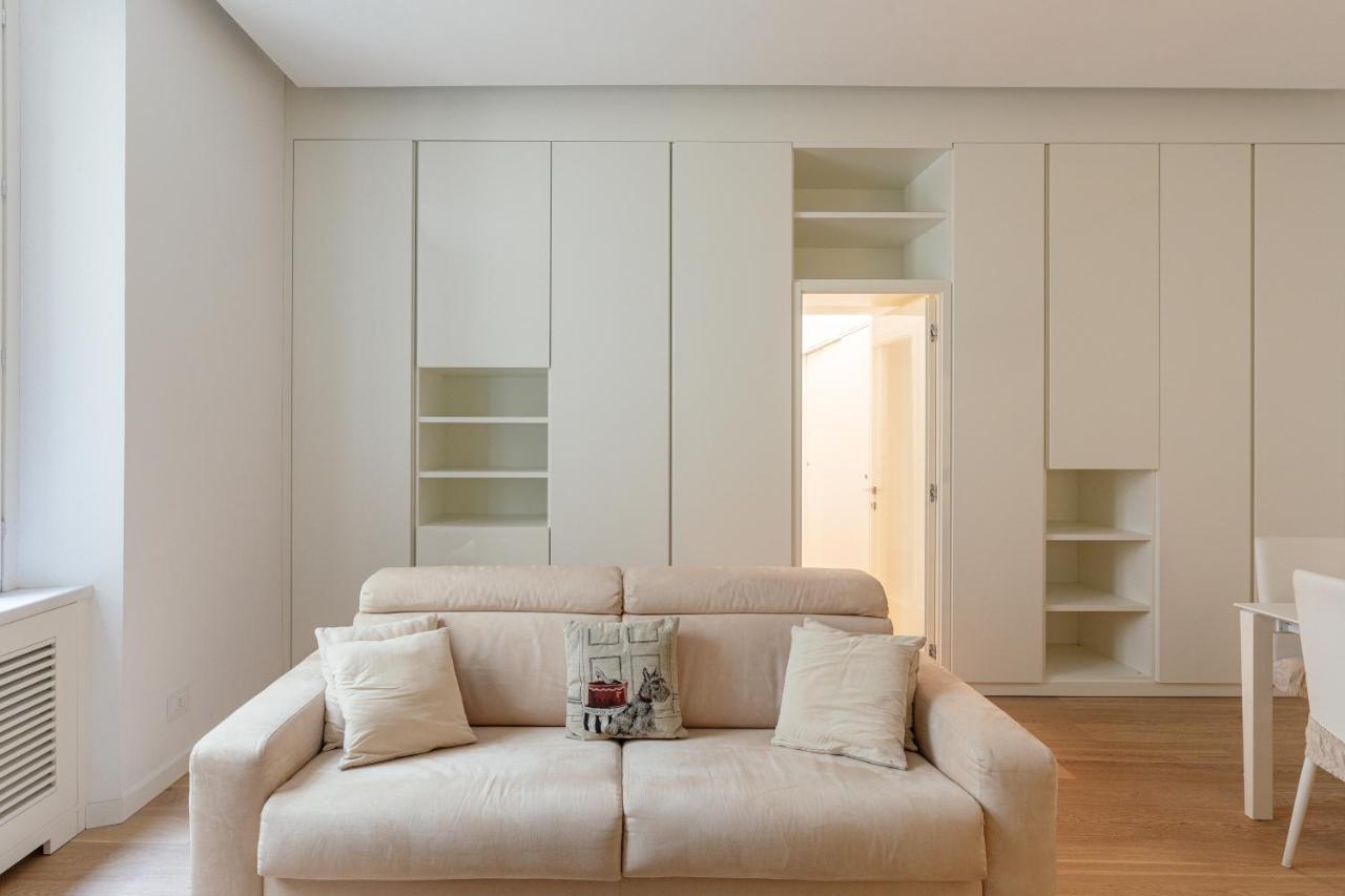 Apartment Tritone Minimal Rome