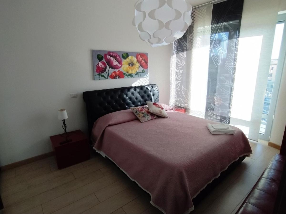Vicino Metro C - Mirti Appartement