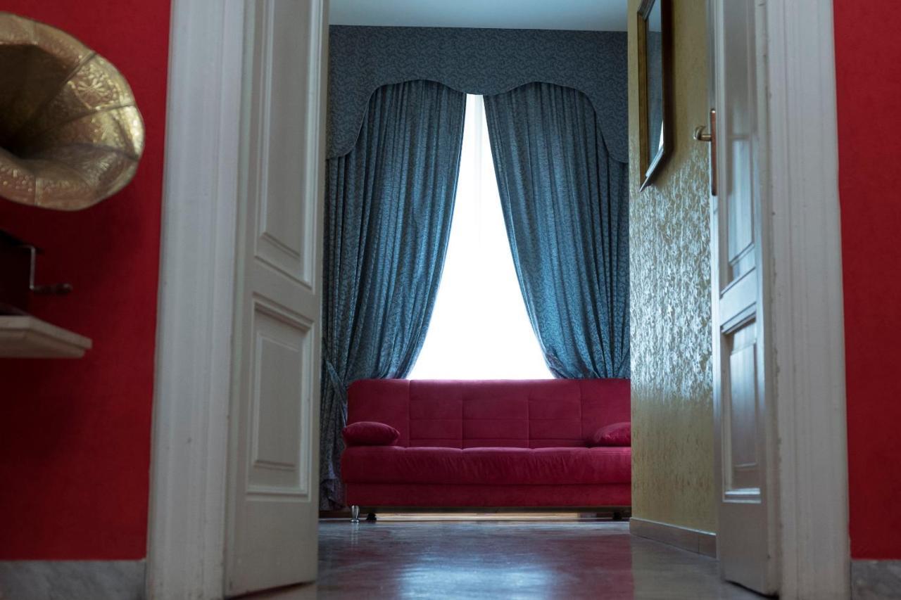 La Breccia A Porta Pia Bed & Breakfast