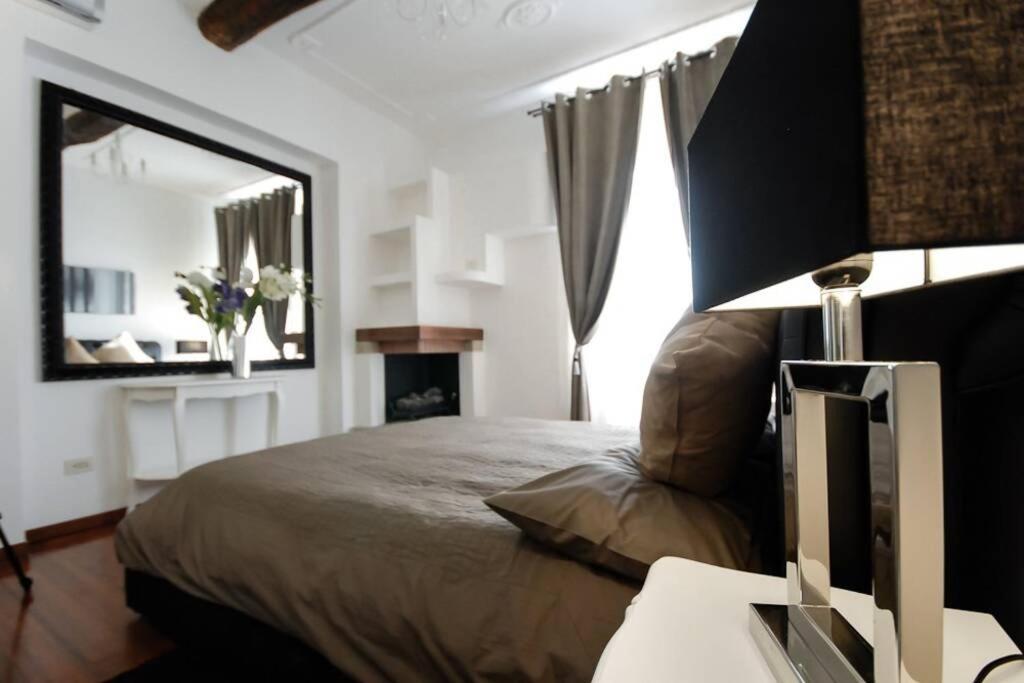 Banchi - Classic Between Navona And Campo Dei Fiori Appartement *