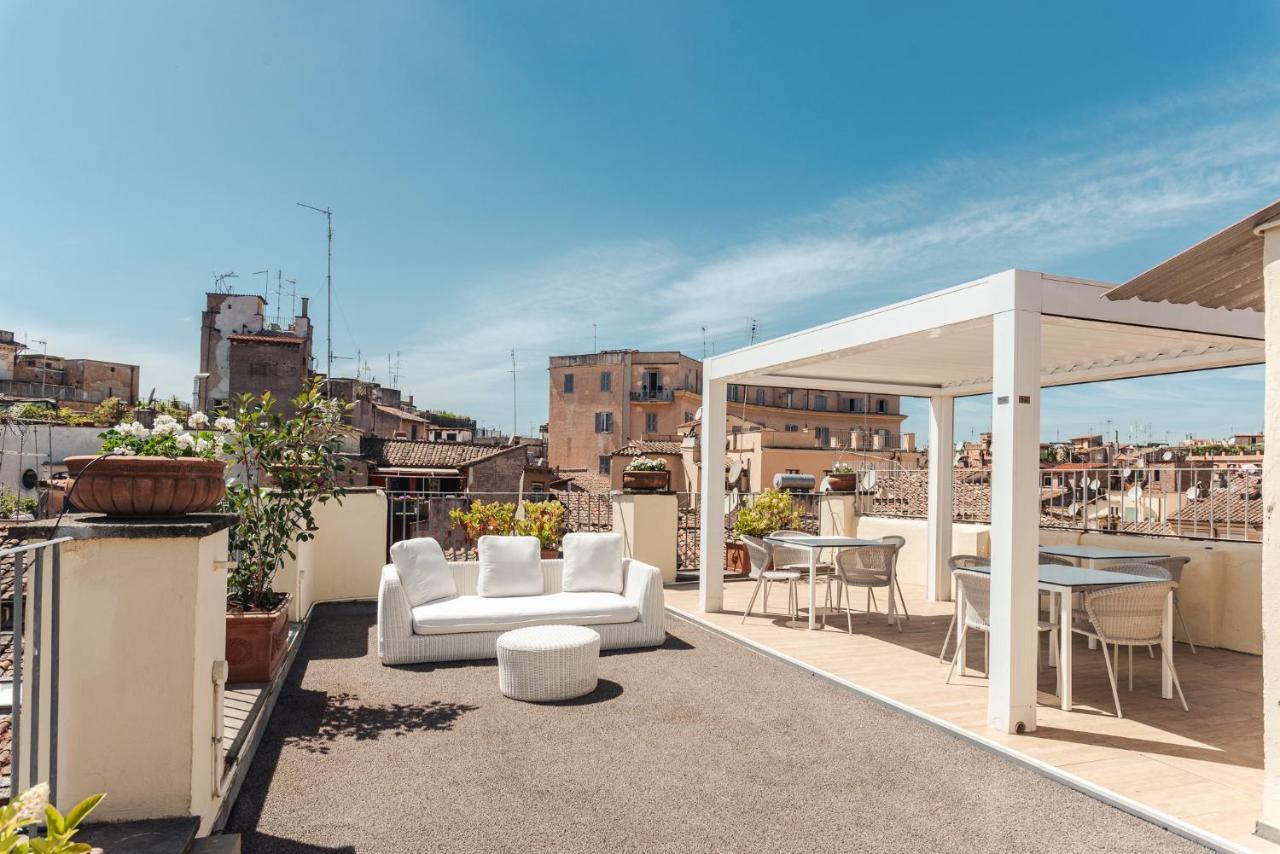 Nikis Collection Navona Rome