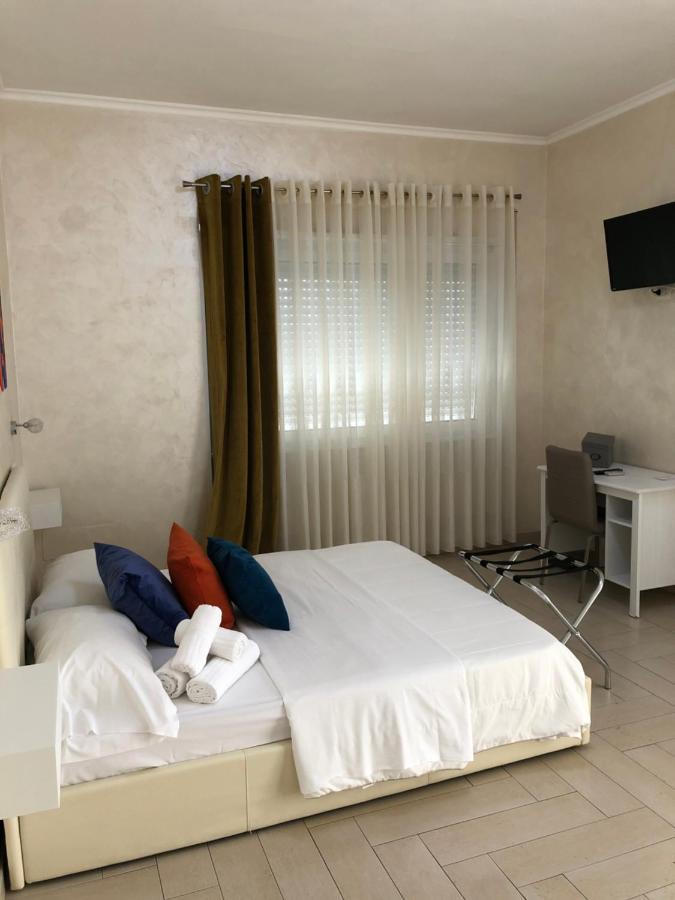 Isabel Guest house *