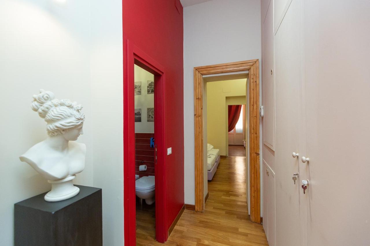 Spanish Steps Exclusive In *