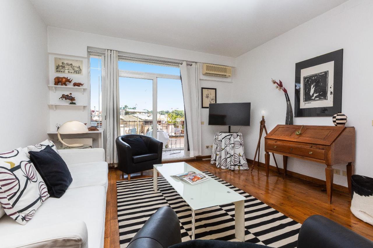 Lovely New Attic, Piazza Del Popolo! Appartement