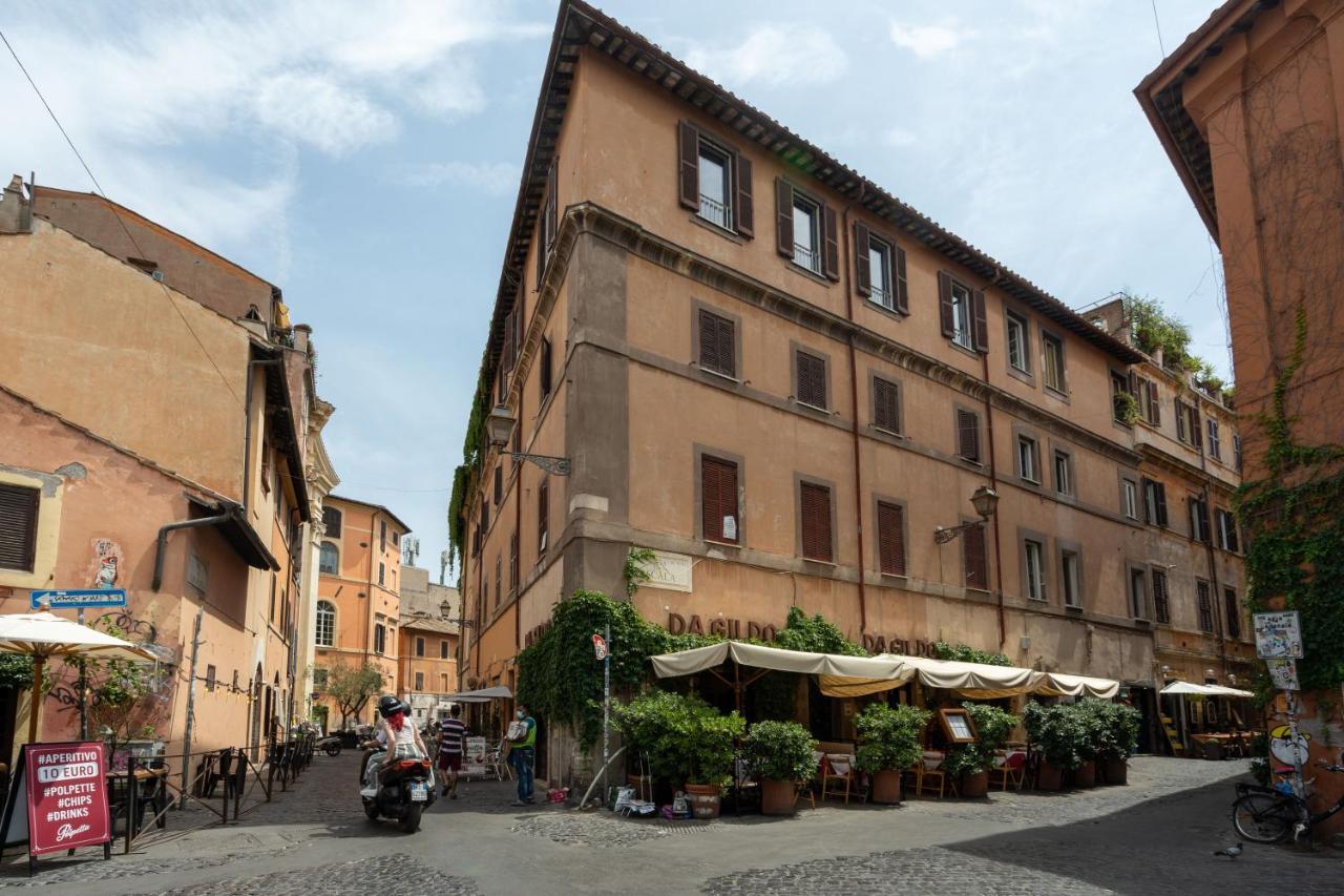 San Pietro A Due Passi Grazioso Loft Apartment *