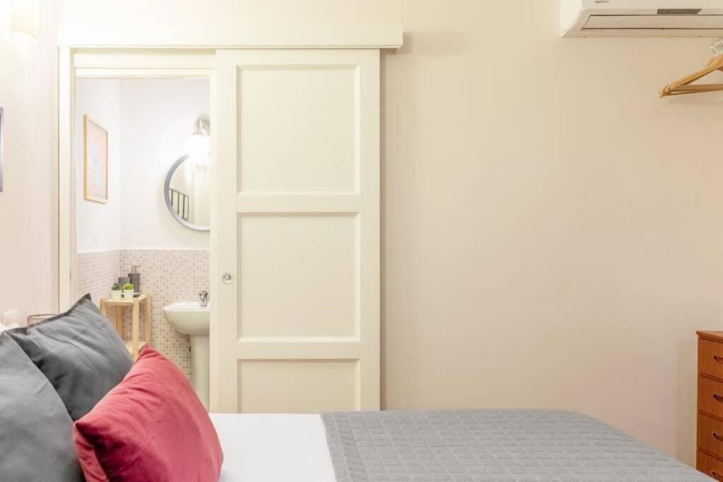Iflat Pantheon Cozy Appartement