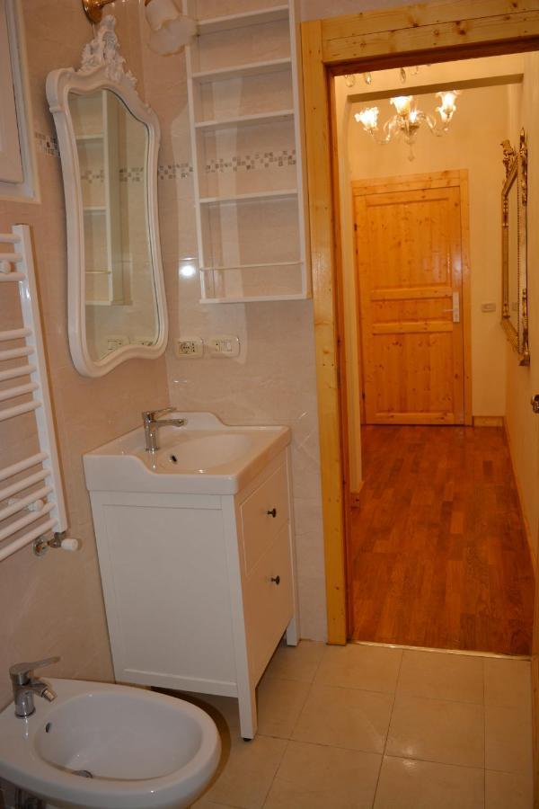 Lucia Apartment *