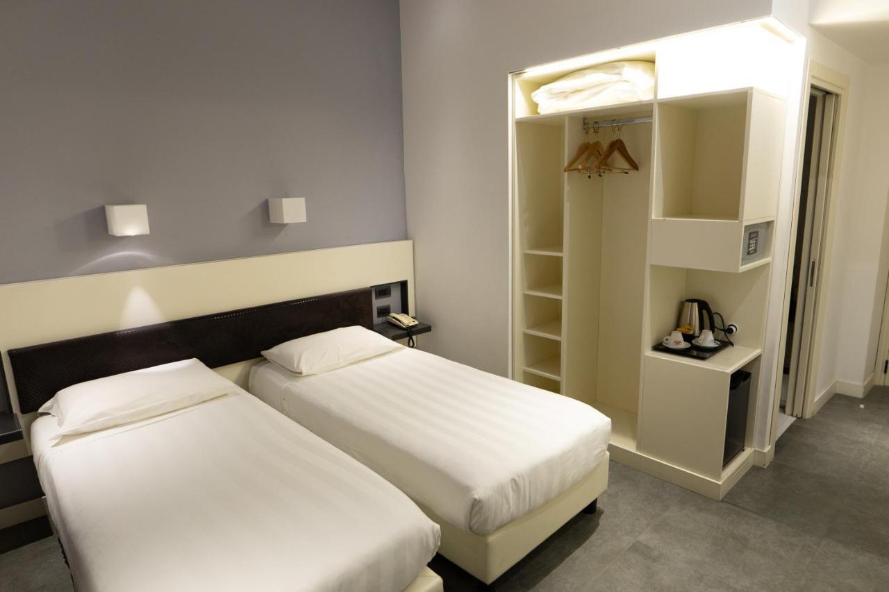 Hotel Crosti 3*