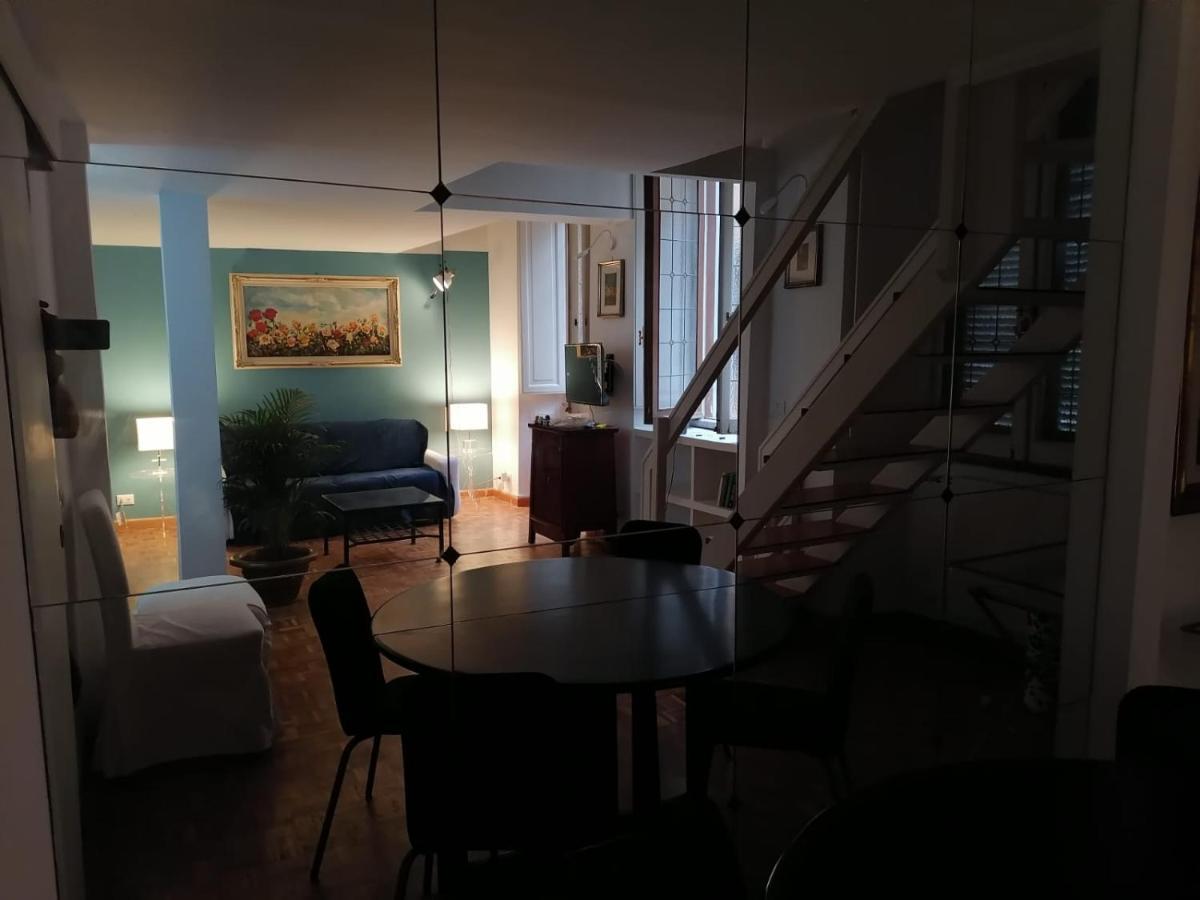 Vatican's Dreamy Loft Appartement