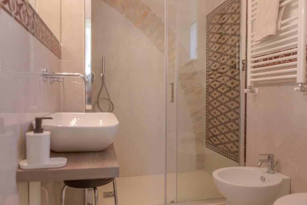 Apartment Romantica With Dehors Near San Giovanni