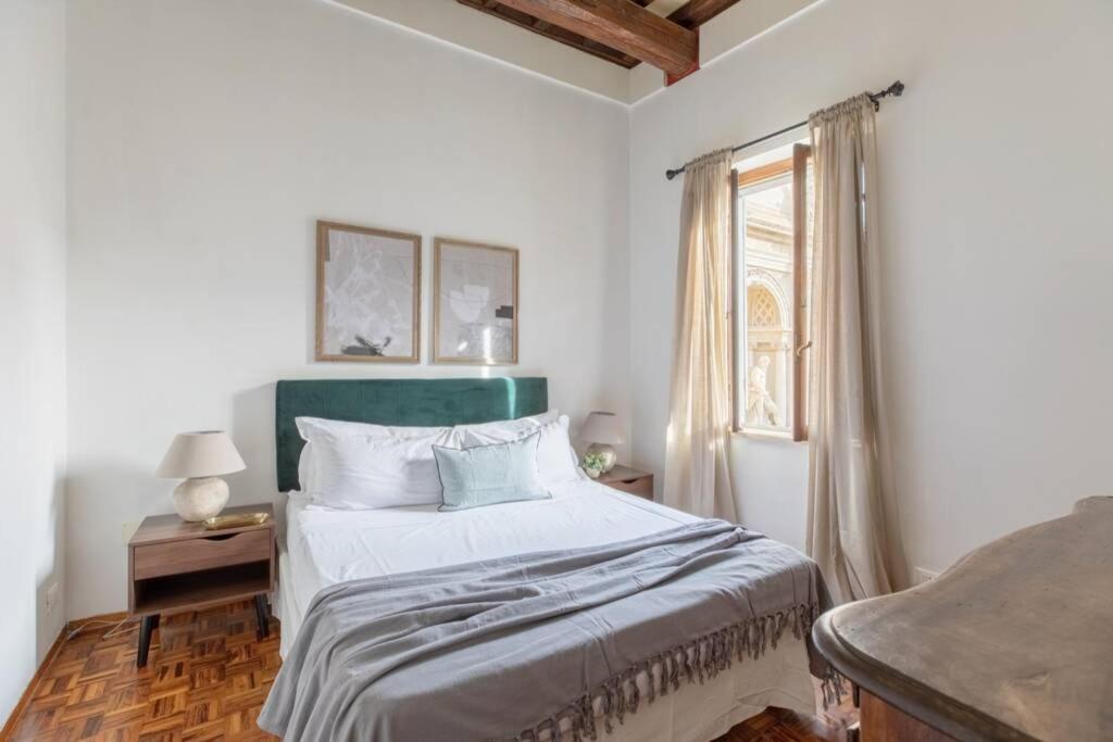Appartement Iflat Trevi Fountain At Your Feet *