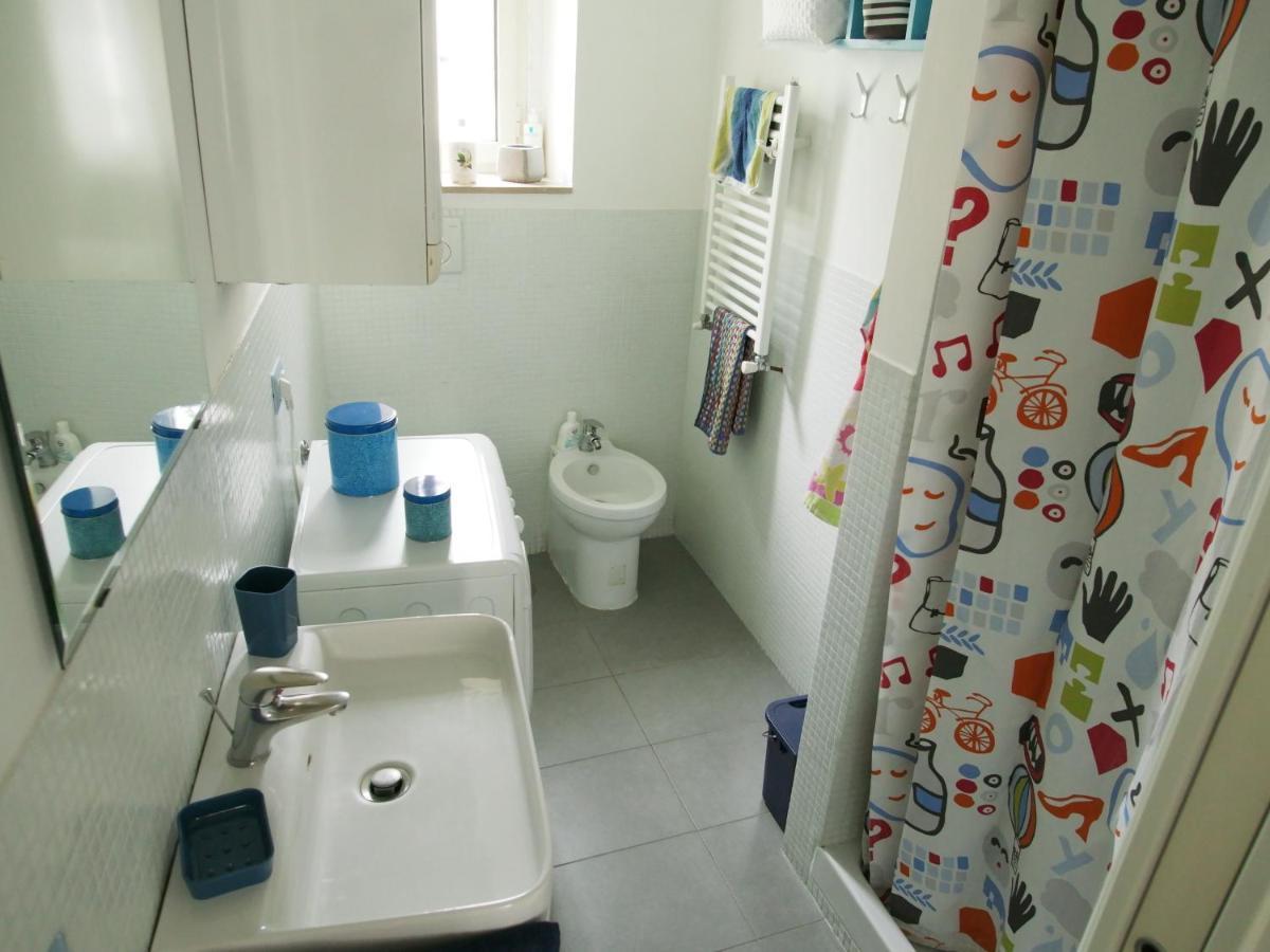 Apartment Your House 2b